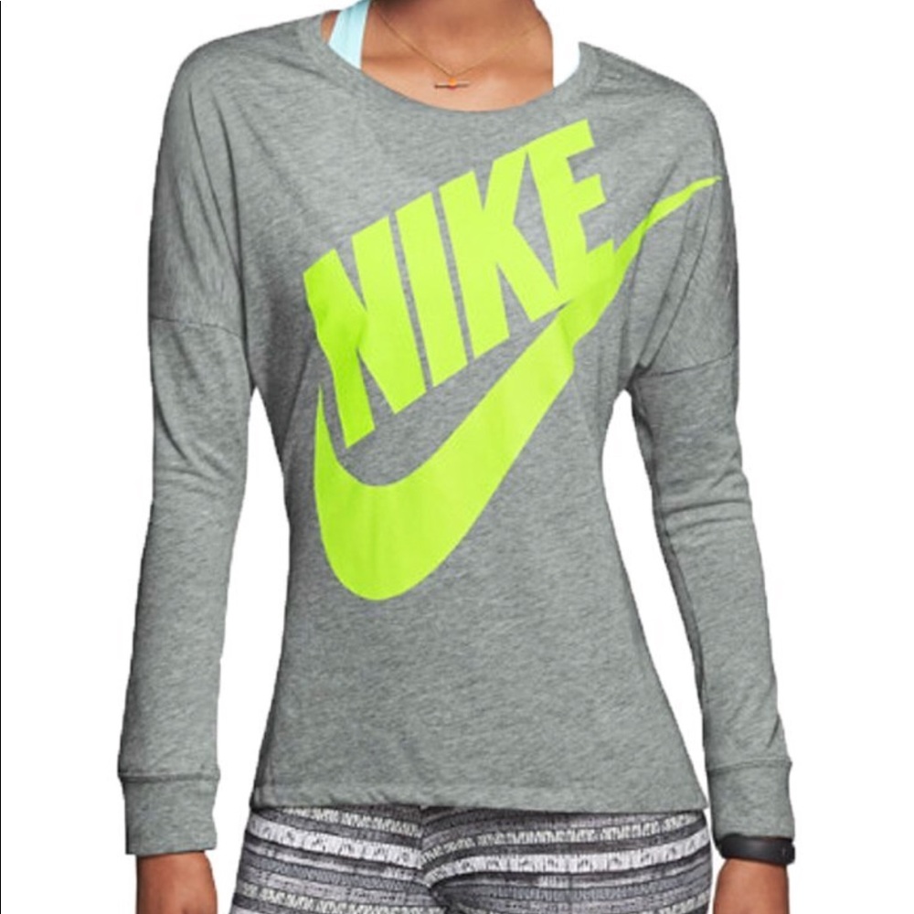 Nike Long Sleeve Signal Tee